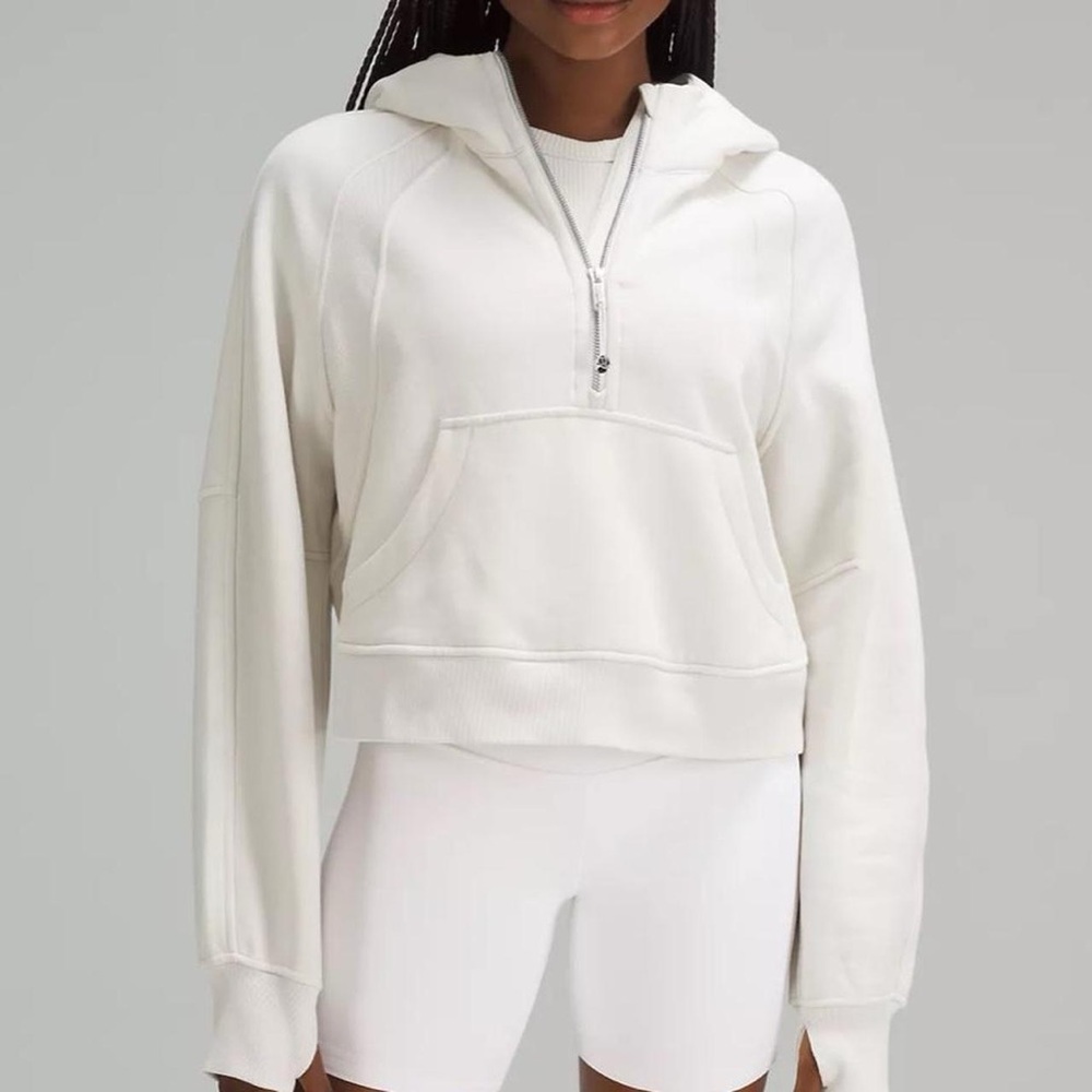 Scuba Oversized Half-Zip Hoodie
Color: WHTO XS/S